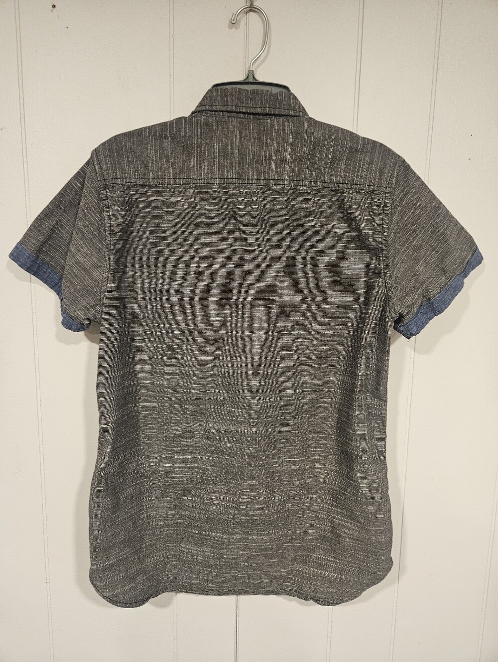 PD&C Stretch Slim Fit Men’s Medium Short Sleeve Gray Striped Button-Up Shirt - Picture 4 of 4
